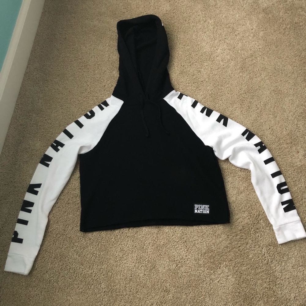 RARE PINK Nation Black Cropped Sweatshirt